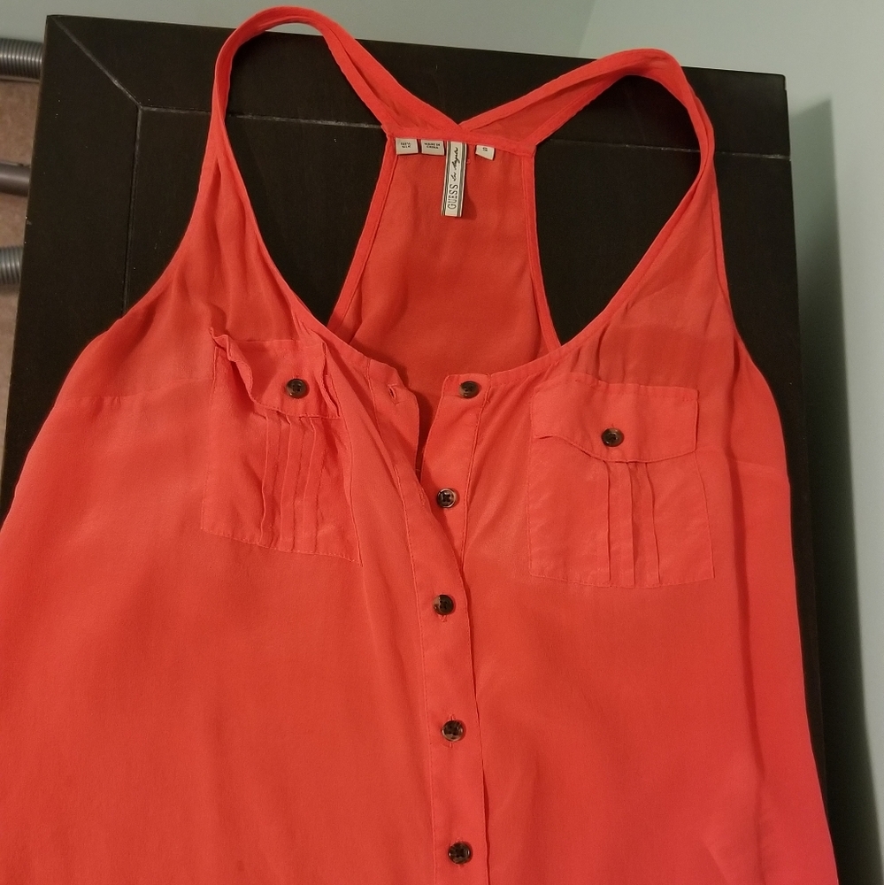 Orange top